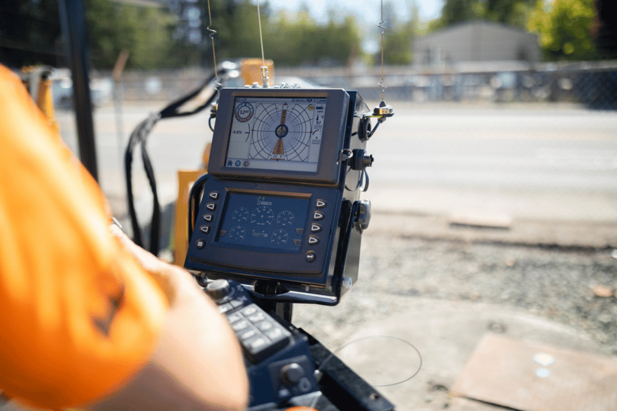 Digital Control HDD Locating Remote Display on jobsite