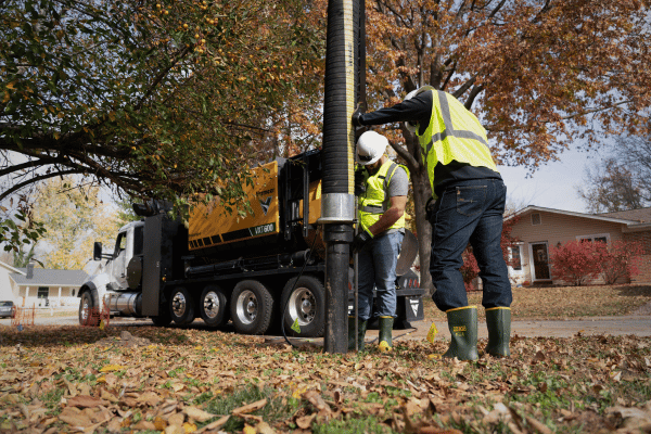 vermeer vac truck in action